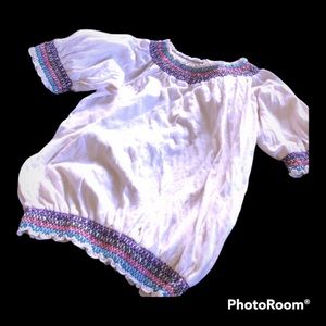 Cute‎ Embroidered Peasant Top by Mudd L 14